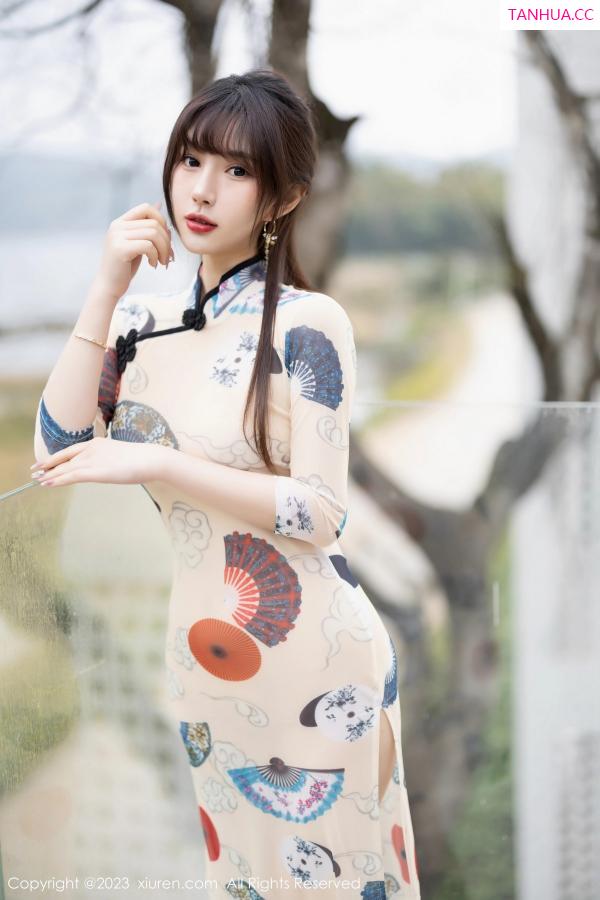 张欣欣 馨沁 [XiuRen]高清写真图 2023.05.31 No.6831 张欣欣 海南岛旅拍第21张图片
